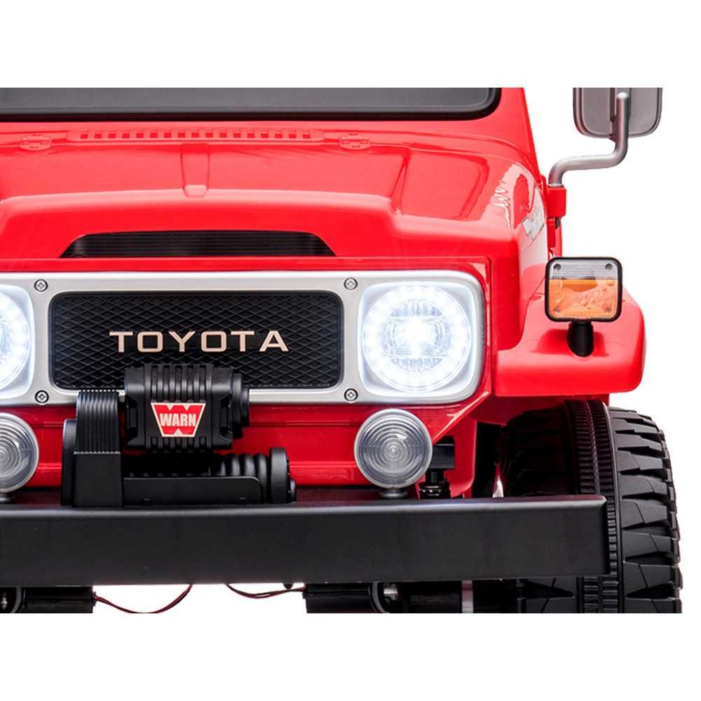 Toyota Land Cruiser PA0285 battery-powered 2-person car