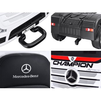 The car is powered by a TIR Mercedes Benz Actros PA0222 battery