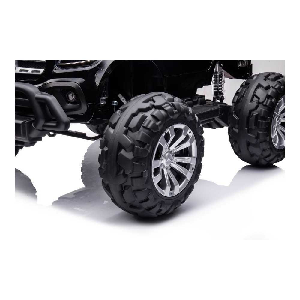 Battery Car Mercedes DK-MT950 4x4 Black Lacquered