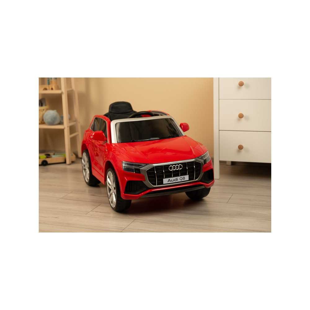 POJAZD AKUMULATOROWY AUDI RS Q8 RED